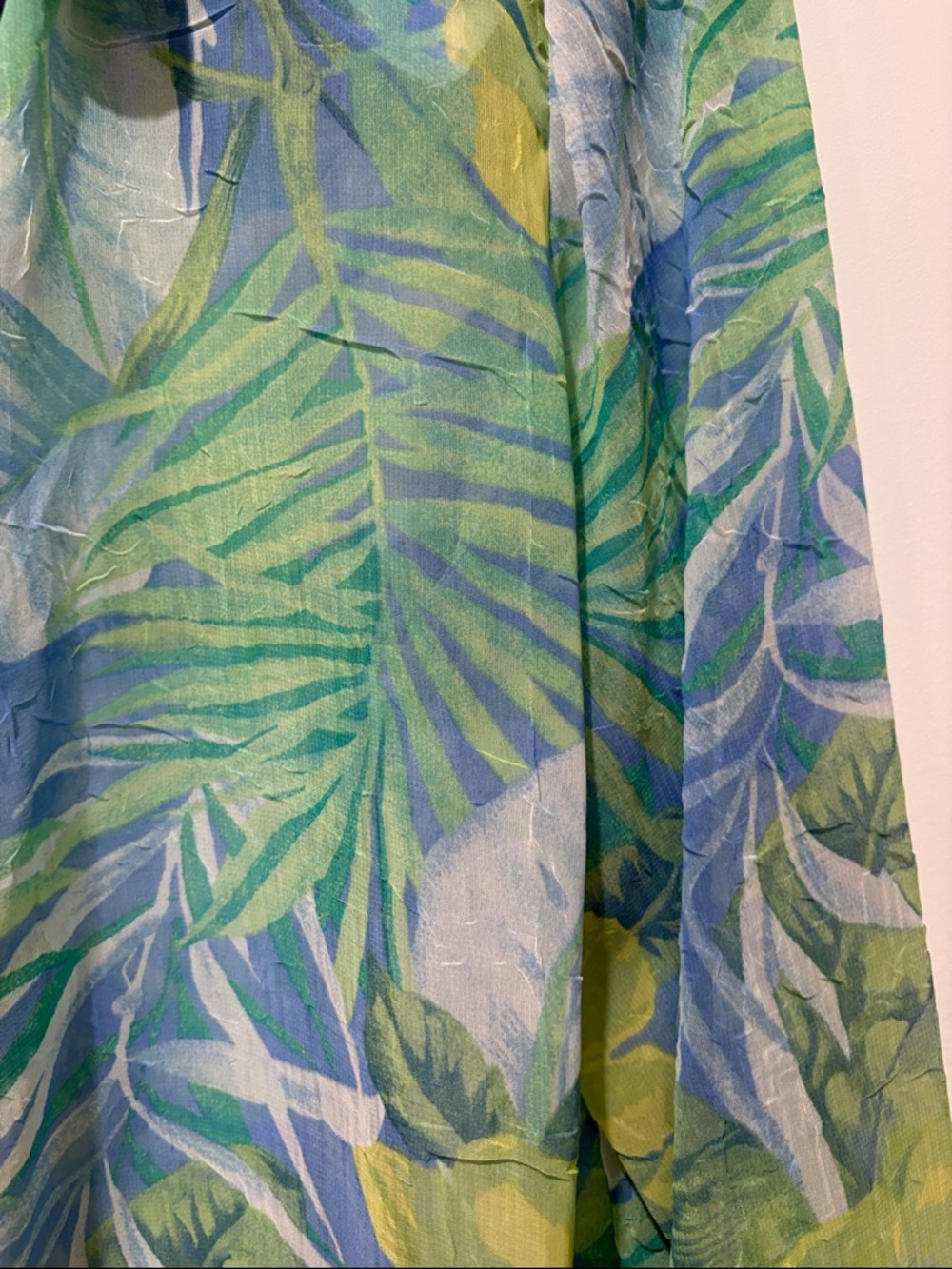 Draper’s & Damon’s Tropical Leaf & Floral Sheer Blouse in Green, Blue & Yellow M - Picture 7 of 15